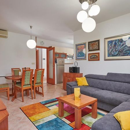 Family Apartment Dubrovnik - Private Jacuzzi Terrace, Private Parking Exterior foto