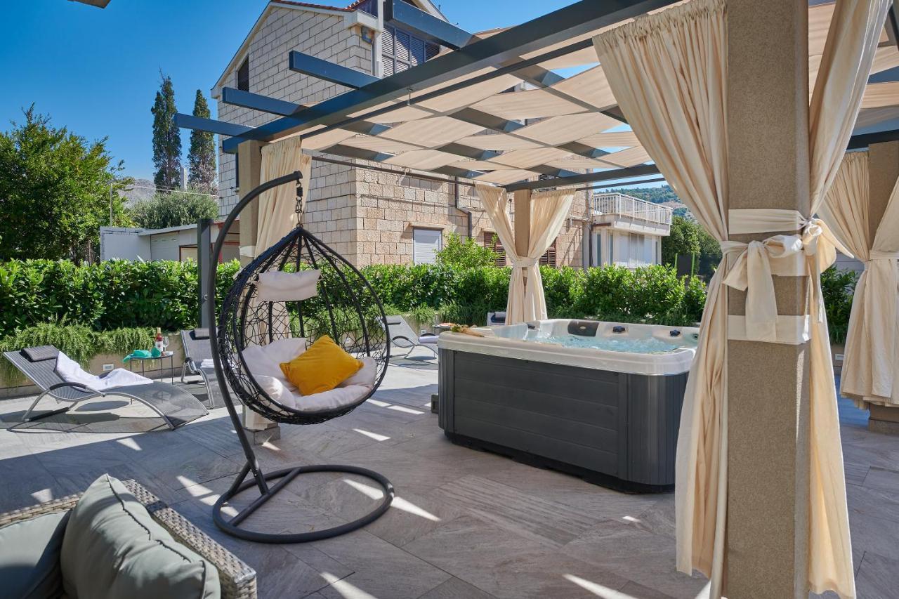 Family Apartment Dubrovnik - Private Jacuzzi Terrace, Private Parking Exterior foto
