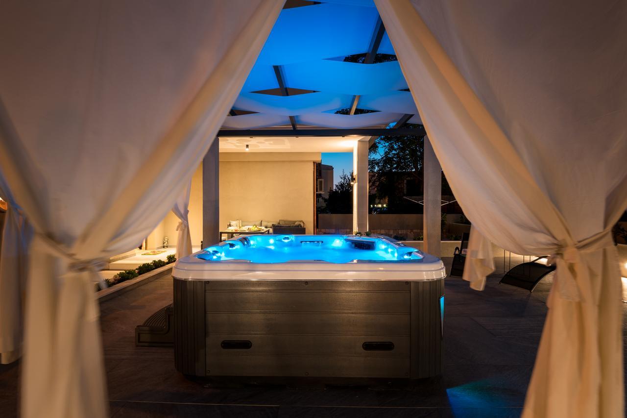 Family Apartment Dubrovnik - Private Jacuzzi Terrace, Private Parking Exterior foto