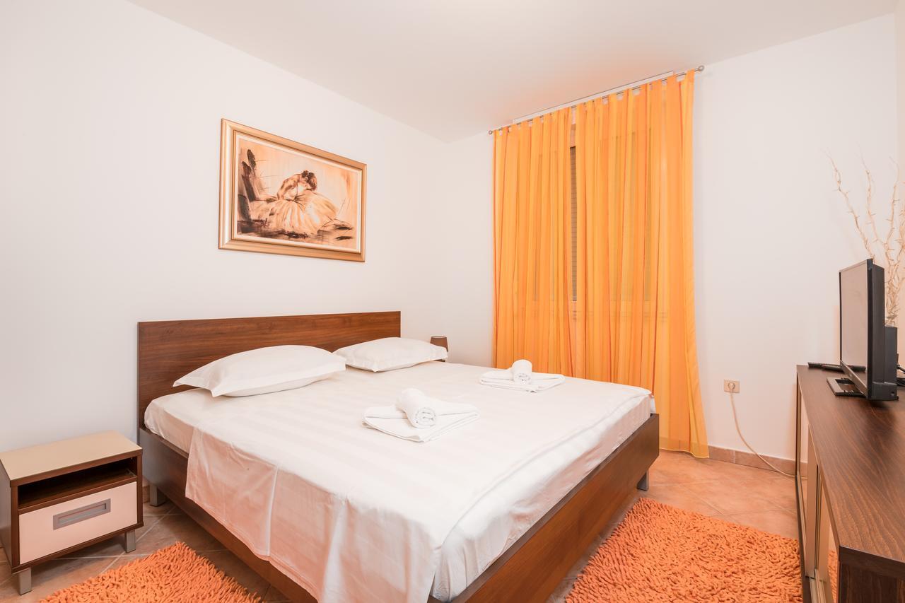 Family Apartment Dubrovnik - Private Jacuzzi Terrace, Private Parking Exterior foto