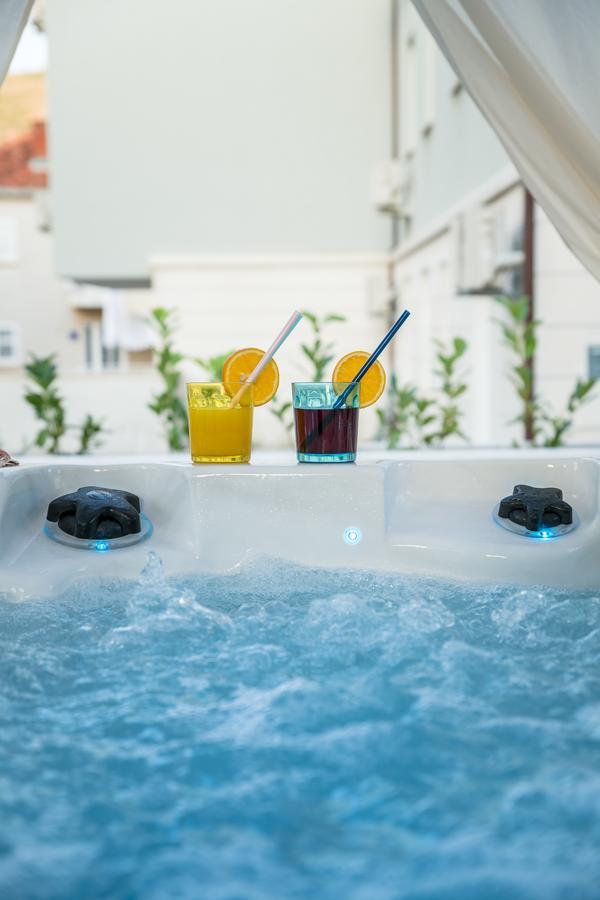 Family Apartment Dubrovnik - Private Jacuzzi Terrace, Private Parking Exterior foto